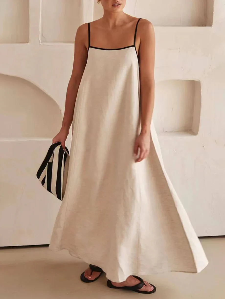 Classic Holiday Style Contrasting Suspender Dress - Image 2