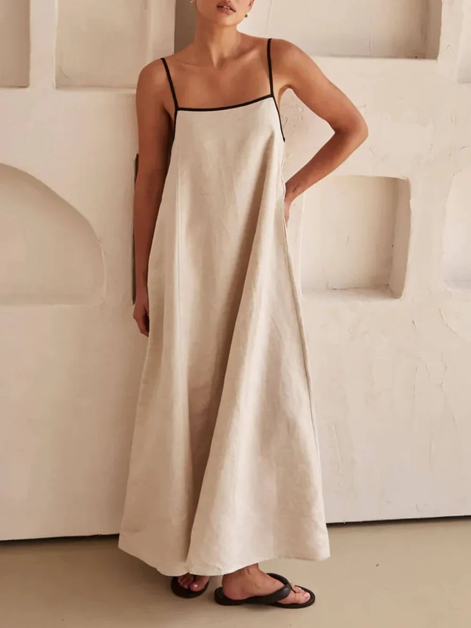Classic Holiday Style Contrasting Suspender Dress - Image 6