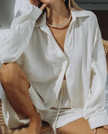 The New Lady In Spring And Summer, Two -Piece Lapel Long Sleeve Top And Shorts