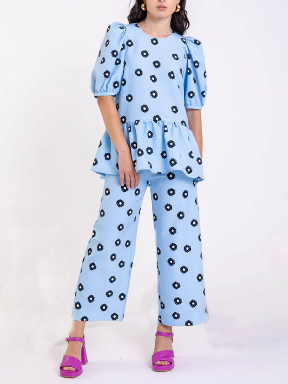 Classic Daisy Flower Top Wide Leg Pocket Pants Set - Image 2